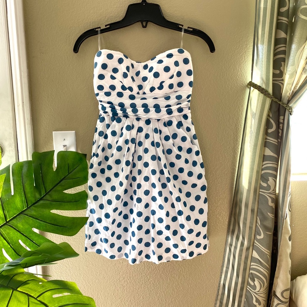 Strapless dress